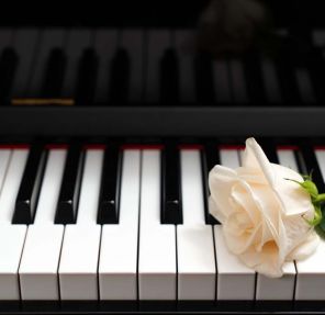 How to Choose Readings and Music that Truly Reflect a Loved One